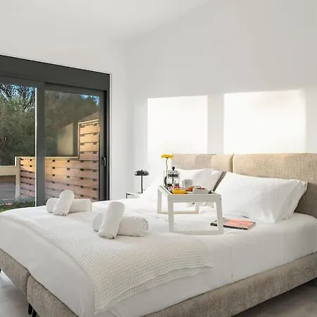 Apartment Maison Du Jardin 2-bedroom Private Outdoor Jacuzzi Rhodes City