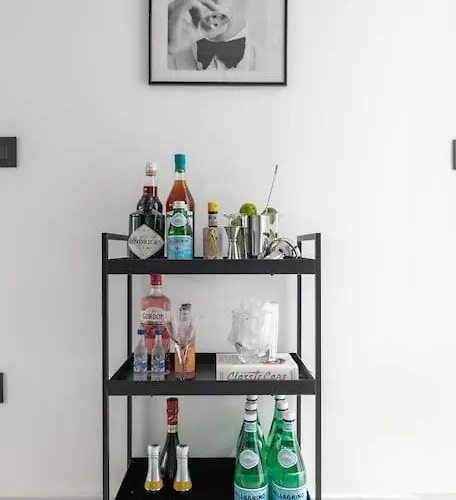 Maison Du Jardin 2-bedroom Private Outdoor Jacuzzi Rhodes City