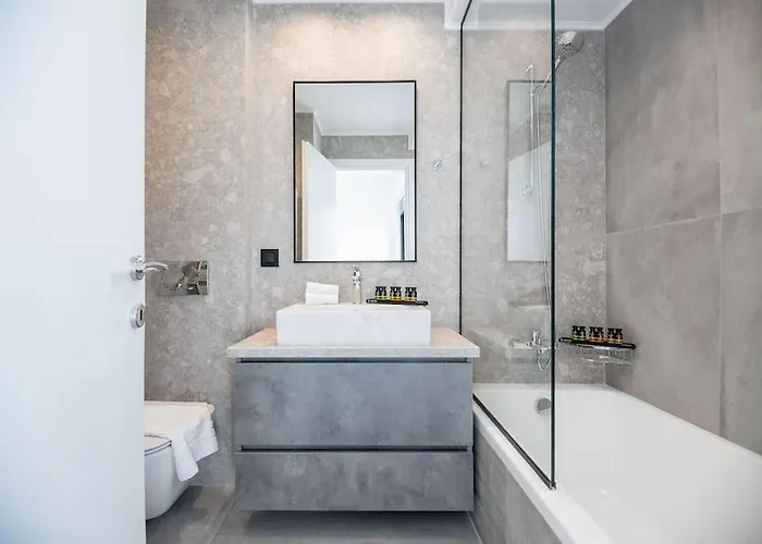 Apartament Maison Du Jardin 2-bedroom Private Outdoor Jacuzzi *