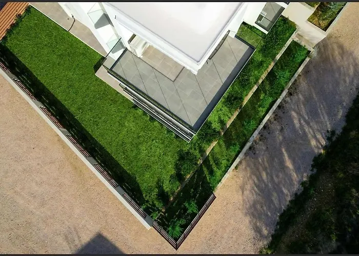 Maison Du Jardin 2-bedroom Private Outdoor Jacuzzi Apartament Rhodes City