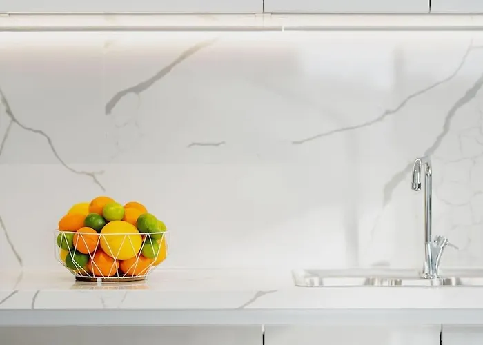 Maison Du Jardin 2-bedroom Private Outdoor Jacuzzi Apartament Rhodes City